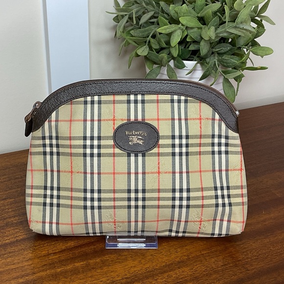 Burberry Handbags - Burberry Nova Check Pouch Toiletry Bag